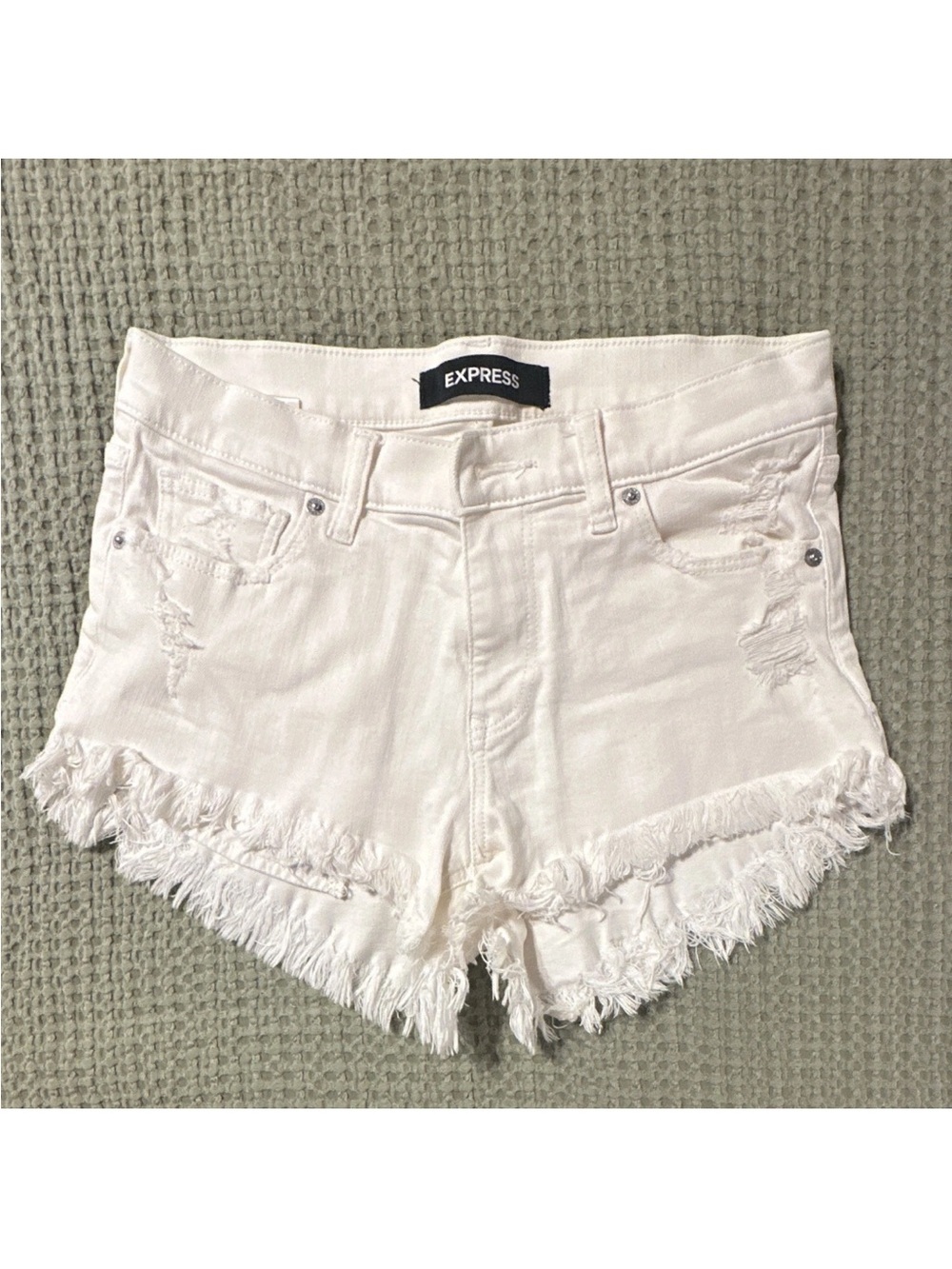 Express Girlfriend Ivory Stretch Denim Cut Off Shorts Women’s 00 5-Pocket Zip